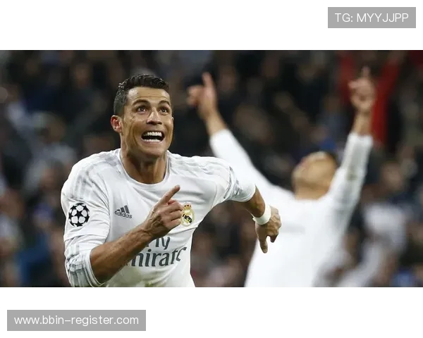 转会费帽子戏法感动赛场含泪致谢恩师温暖励志传奇瞬间动人心篇章